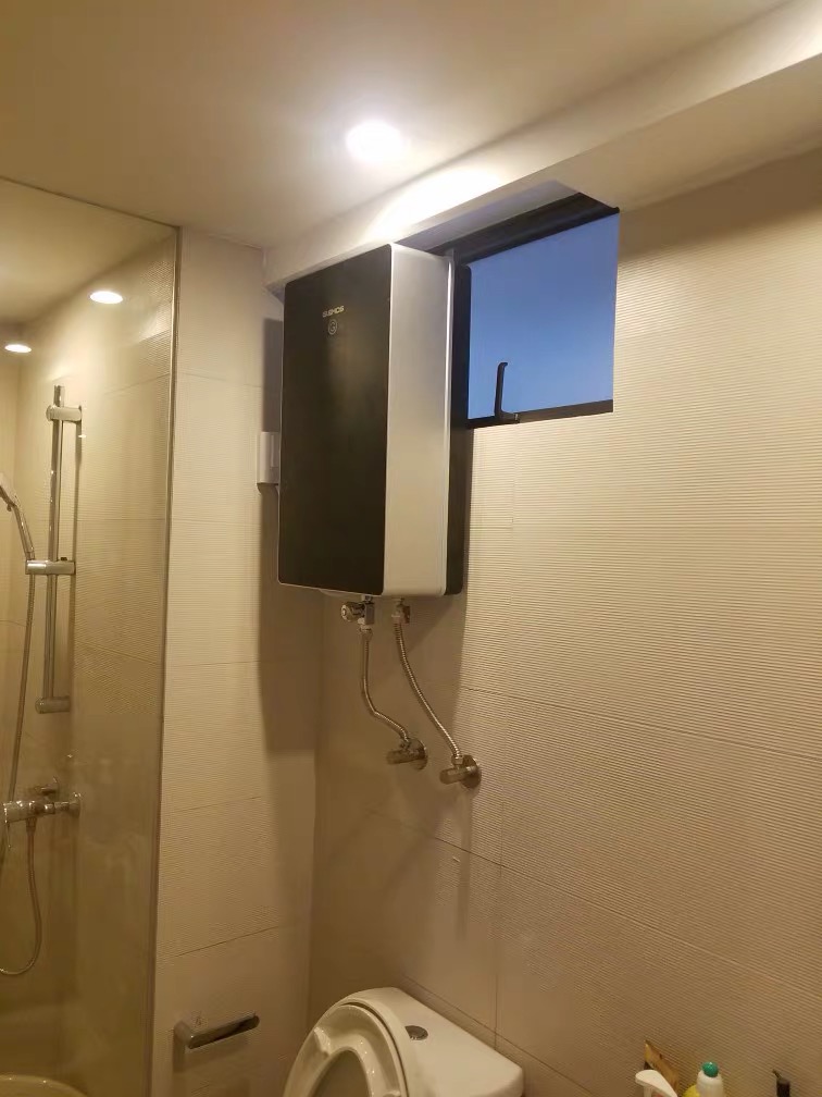 1千多的电热水器哪个好,行内人建议买14plus还是买15