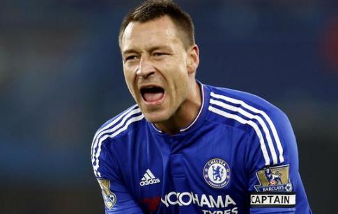 球场最后的防线,球场的最后防线是后卫