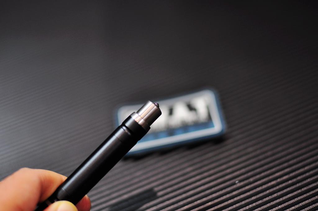 我叫战术笔，我也够商务，途耐精英Elite战术笔体验