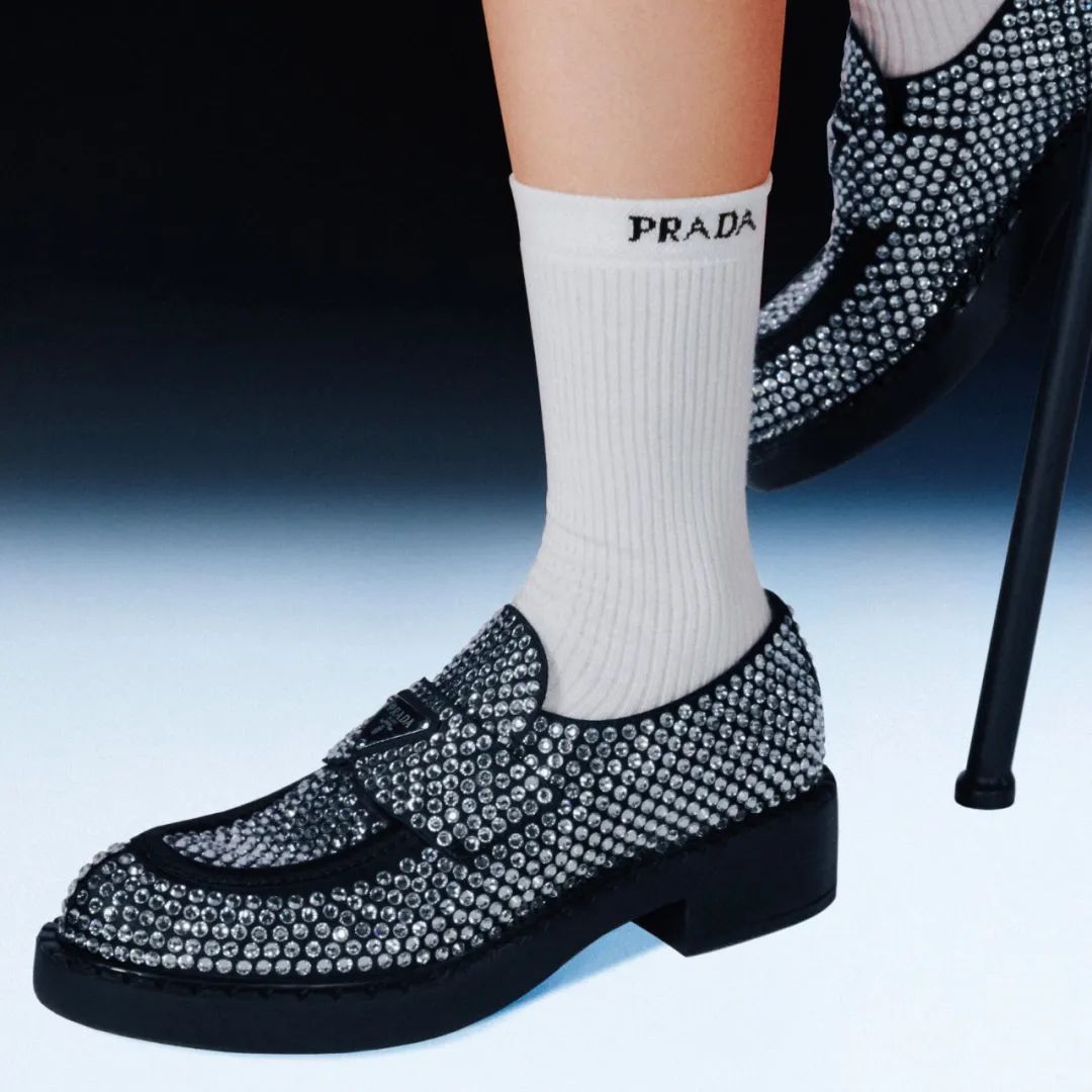 情侣送礼物不应该送什么,情侣之间送礼物不对等