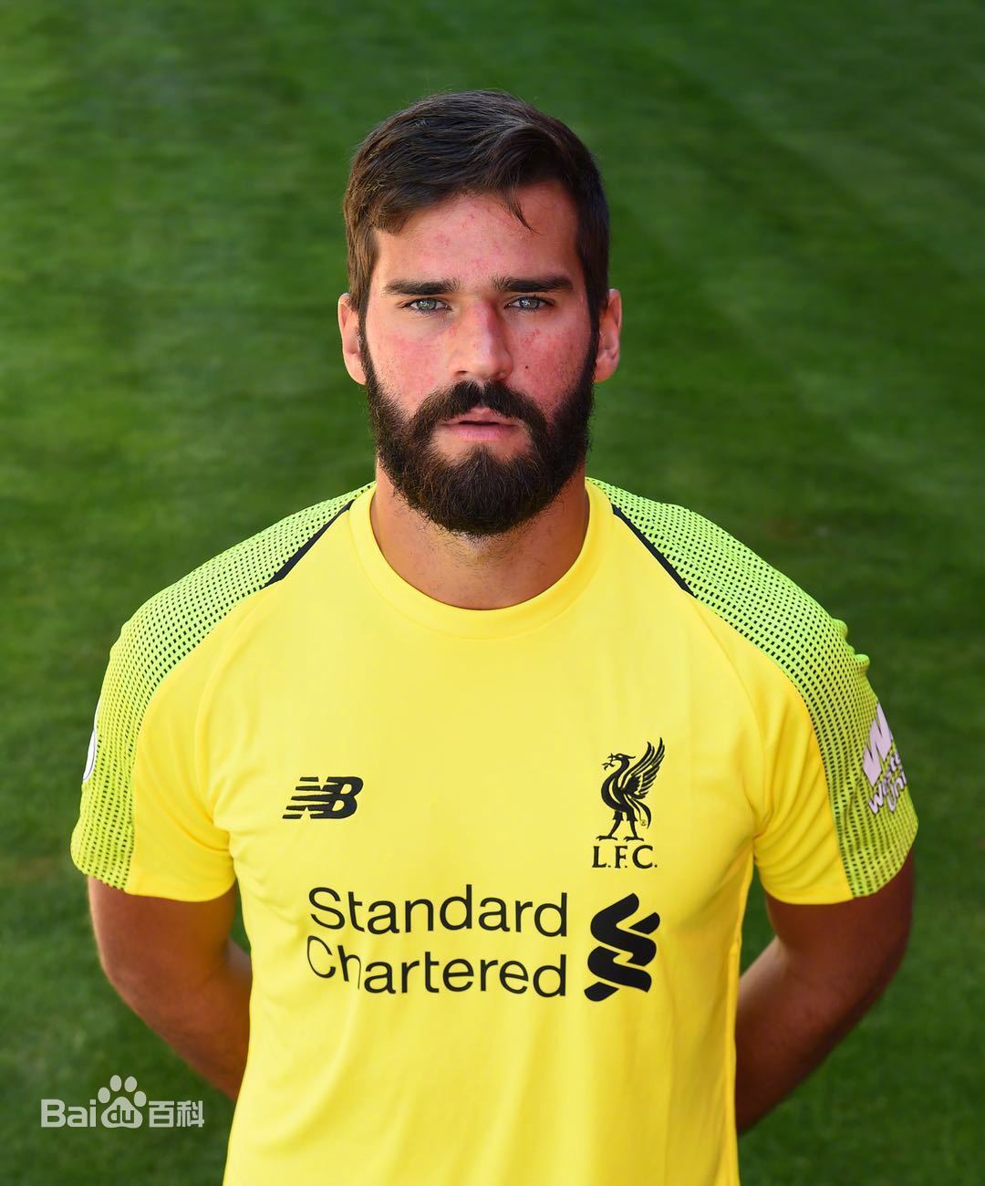 足球门将哪个位置最好,现代足球对门将的要求