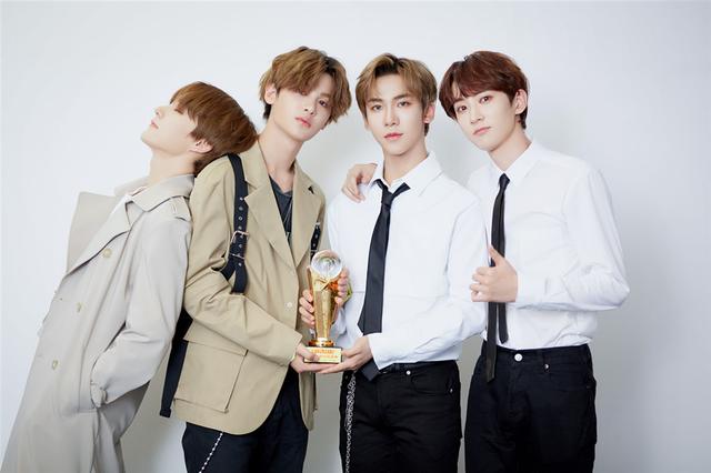 乐华七子next澳门演唱会黄明昊,乐华七子nextattention黄明昊