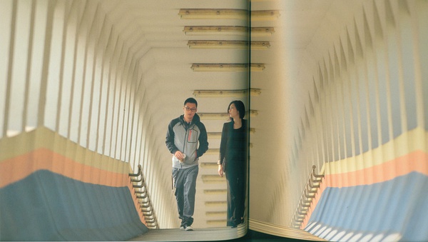 志明与春娇十年:都市男女,有氤氲香烟,暧昧小巷以及港式软装