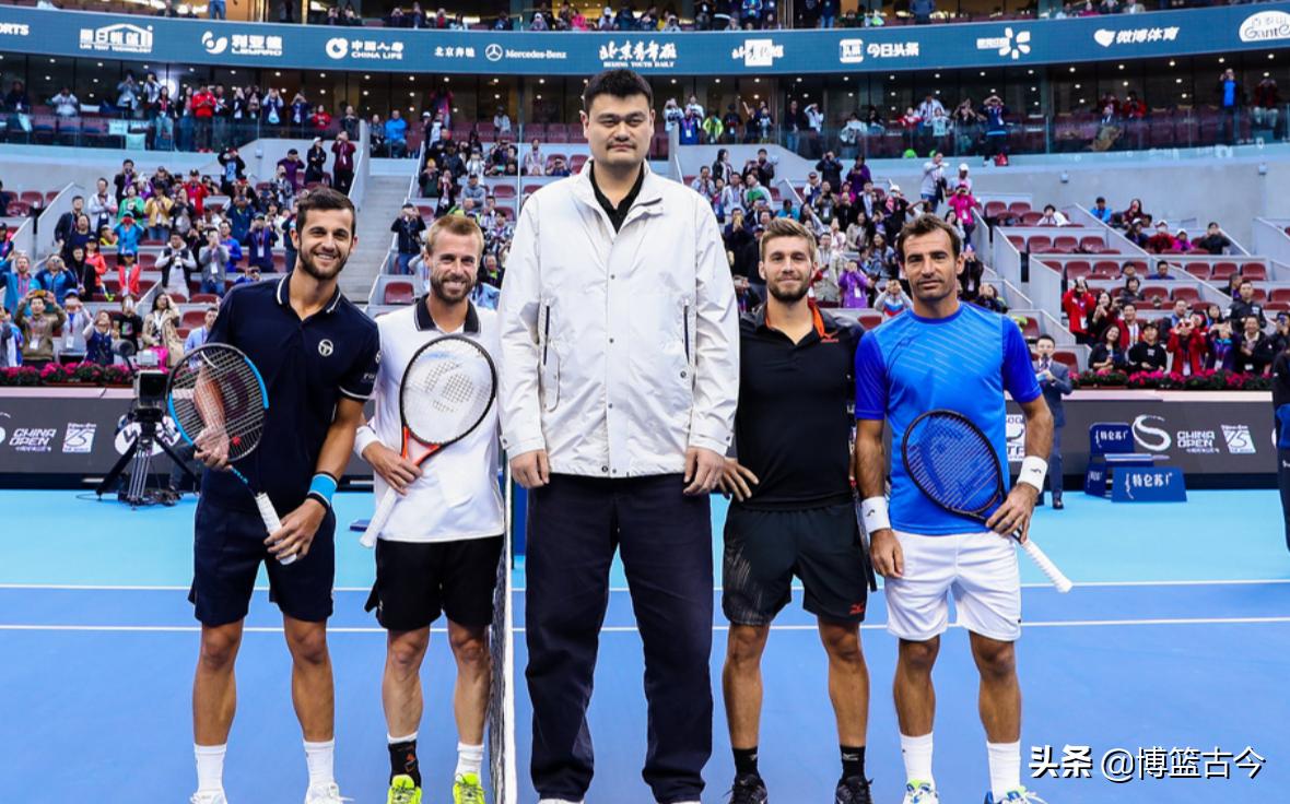 姚明身高有2米29吗,姚明真实身高2米5