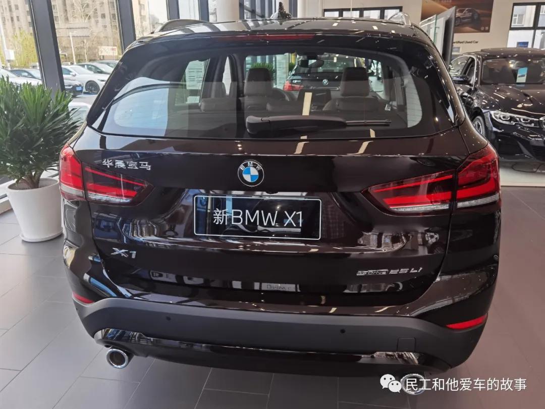 来宝马4s店看车,骏宝行宝马4s