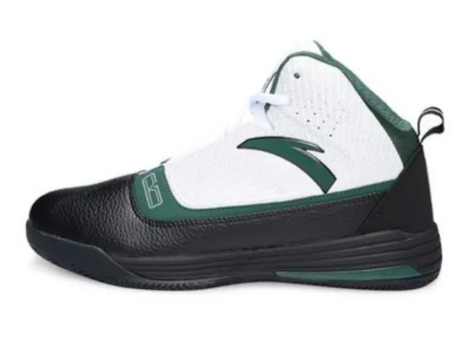 狼王加内特穿过的球鞋,球鞋加内特