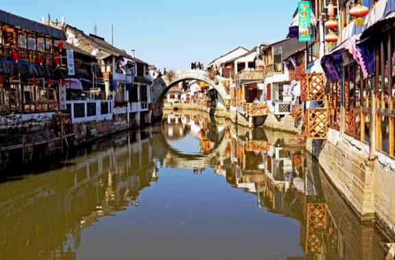 上海旅游十大必去景点推荐,上海旅游必去的十大景点