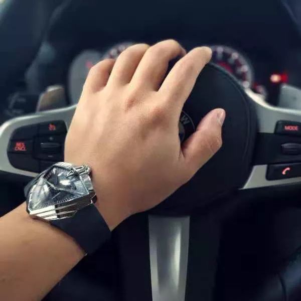 几百块钱买到几千的手表是真的吗,买手表上瘾