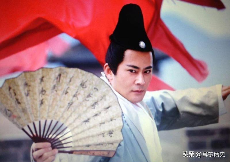 金庸对慕容龙城评价,金庸提到书剑恩仇录