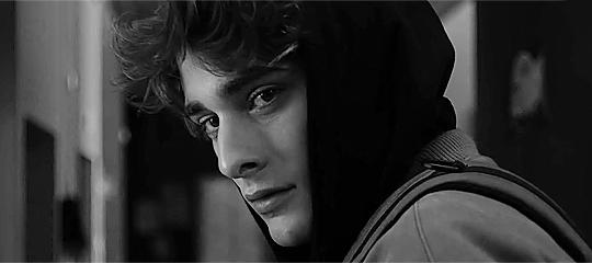 法国帅气男模,法国英俊男模成最帅伏地魔