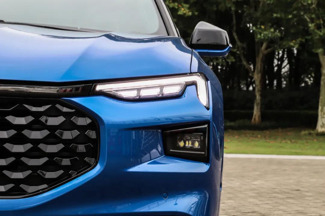 福特evos混合动力,福特evos屏幕演示