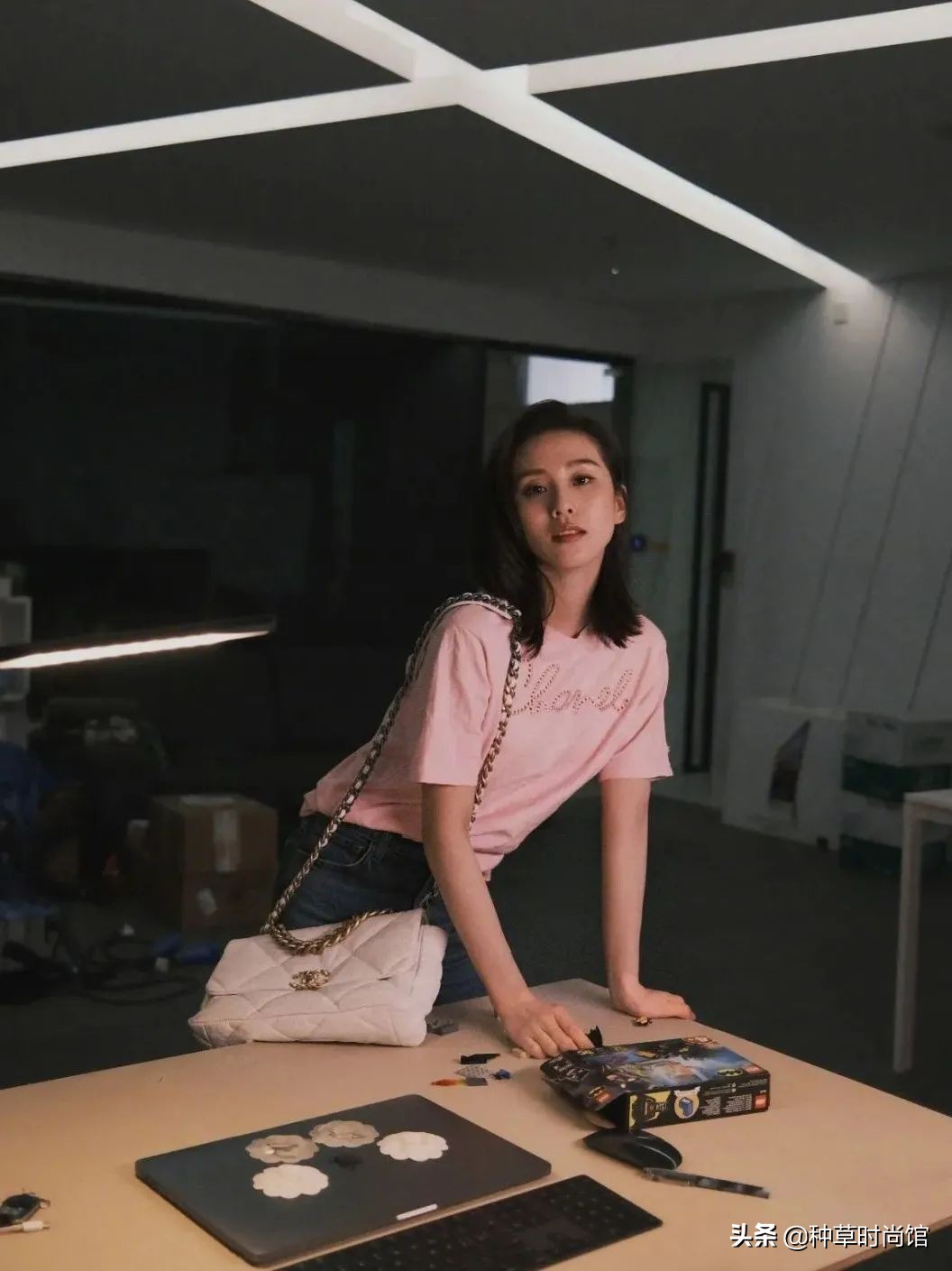 2021年爆款包包男,2021年什么品牌包包性价比高