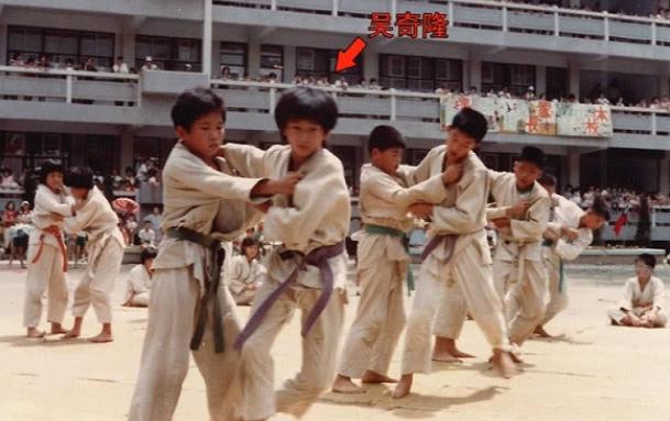 吴奇隆四爷上位精彩片段,成熟男神吴奇隆揭秘他的成长之路