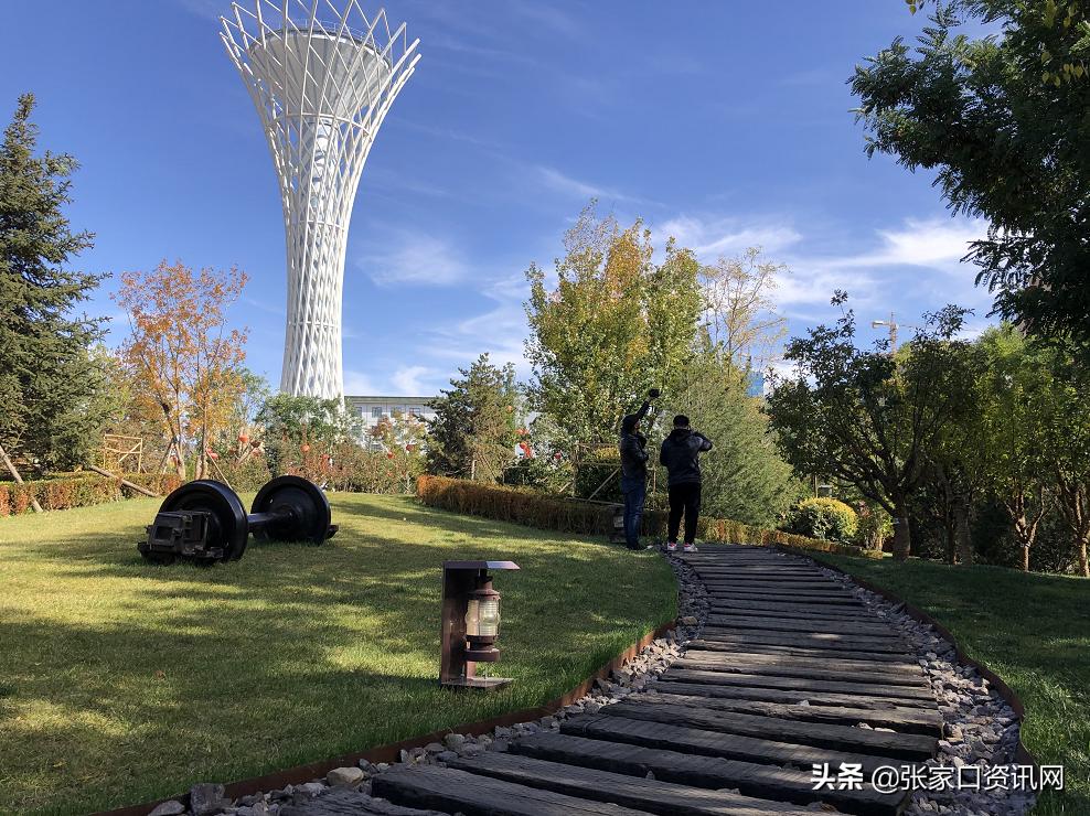 张家口新开的主题公园,张家口大好河山景观区夜景