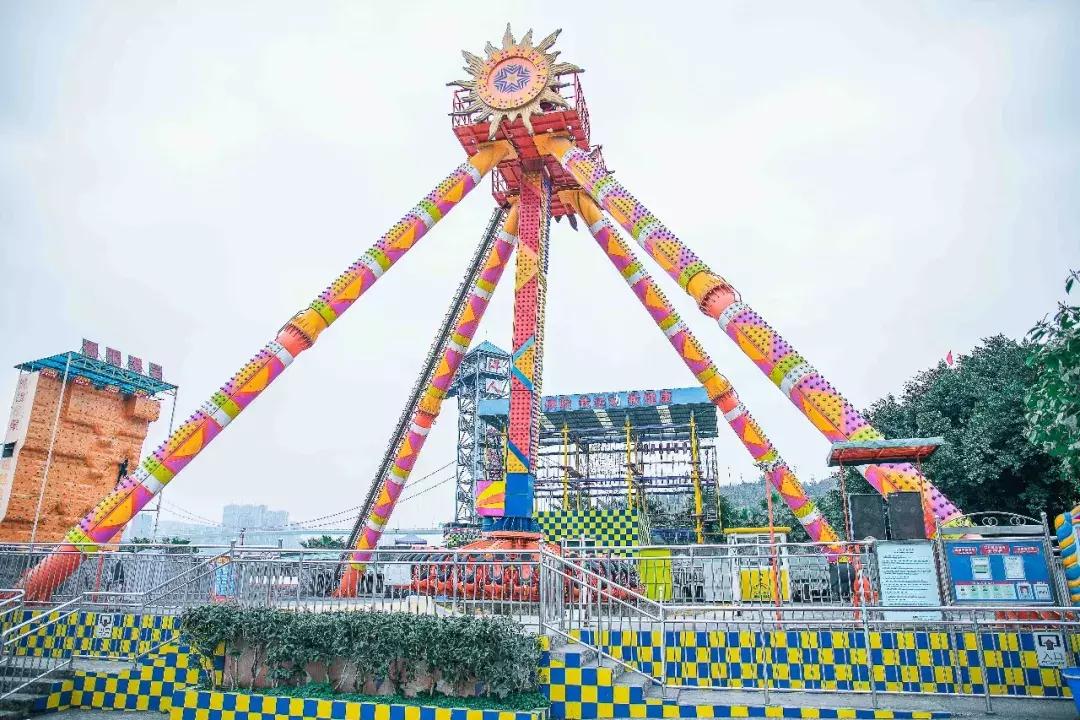 重庆洋人街游乐园大家还记得它吗,重庆洋人街游乐场一飞冲天