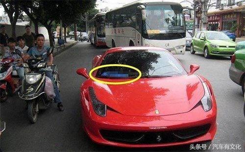 车牌颜色掉漆被交警逮住,号牌掉漆了怎么办