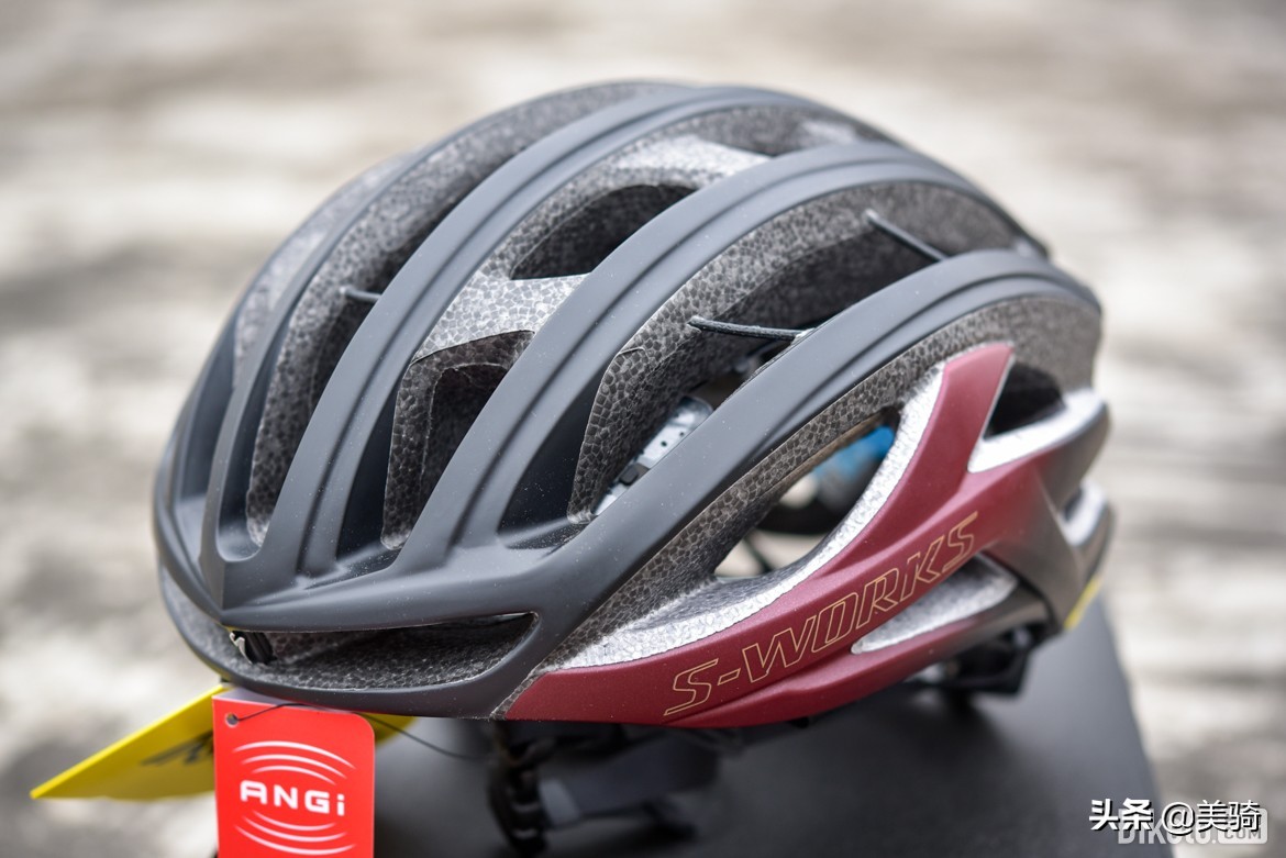 一体式公路头盔推荐,防止紫外线头盔