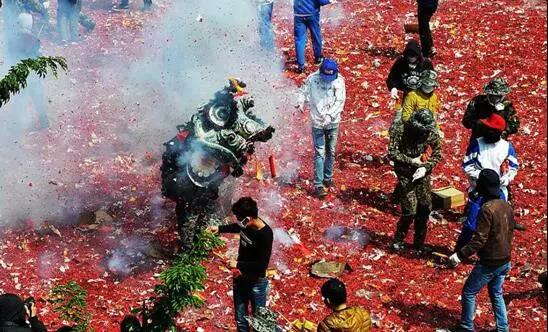 广东多彩民俗闹元宵,广东人春节期间的民俗活动有哪些