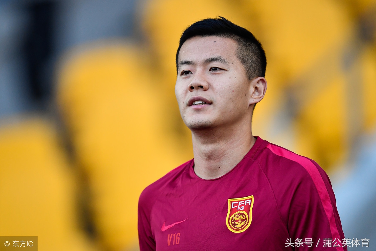 黄博文父母,黄博文家境