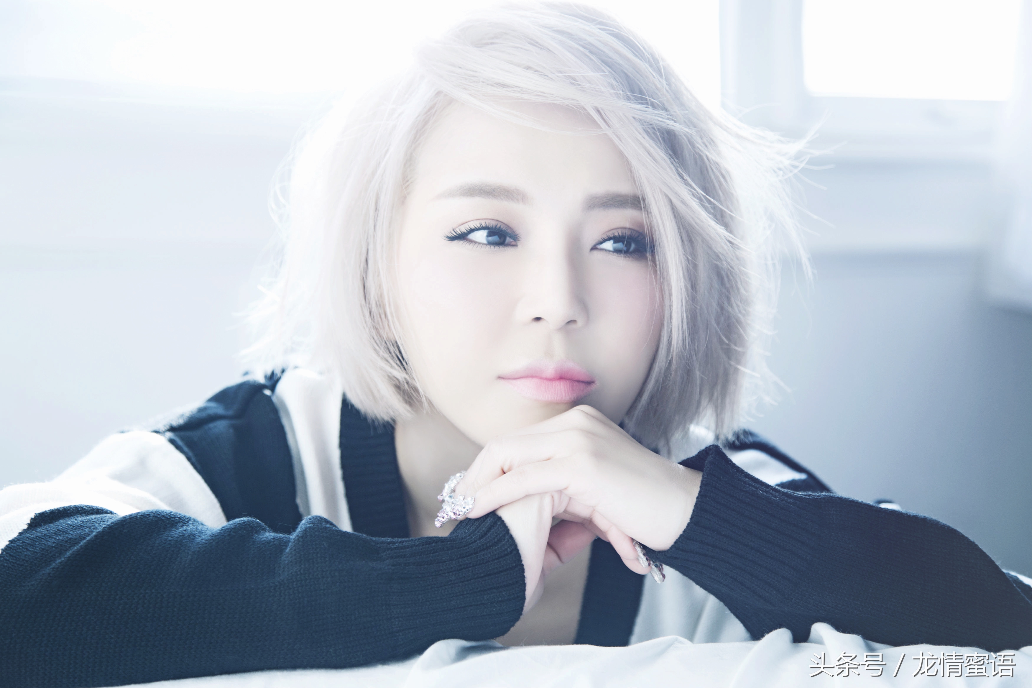 崔子格百变天后完整动画,崔子格百变墨镜