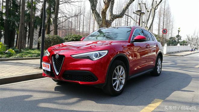 阿尔法罗密欧stelvio照片,阿尔法罗密欧stelvio和什么最像
