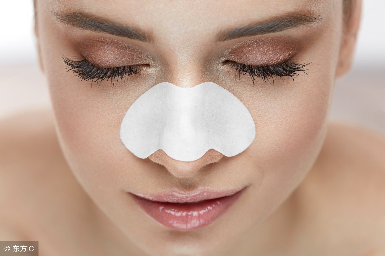 如何去黑头收缩毛孔最简单小方法,如何才能有效去除黑头和细腻毛孔