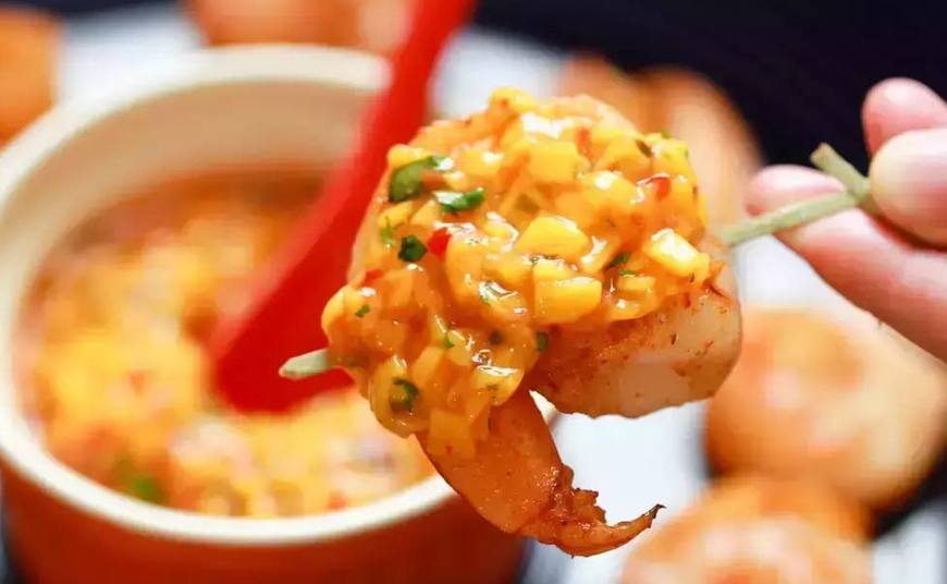 芒果酸辣虾怎么做好吃,柠檬酸辣虾怎么做的