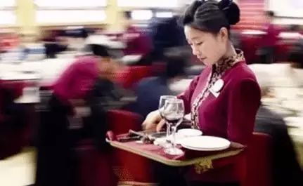 餐饮服务员服务中注意事项100条,餐饮服务应对话术