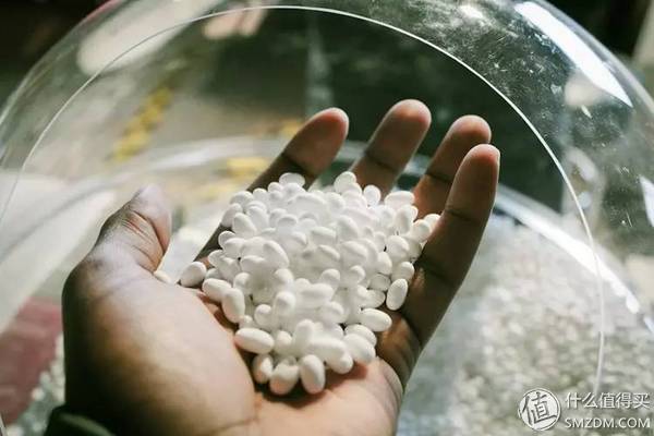 亚瑟士和阿迪达斯跑鞋哪个好,亚瑟士阿迪耐克网球鞋对比