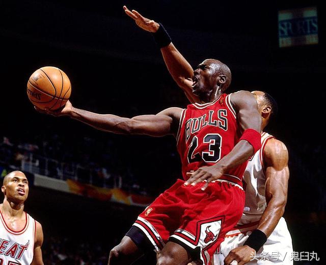 侃篮球nba,侃球历史第一阵容