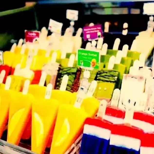 意大利:大家最近都爱舔……我这款冰淇淋