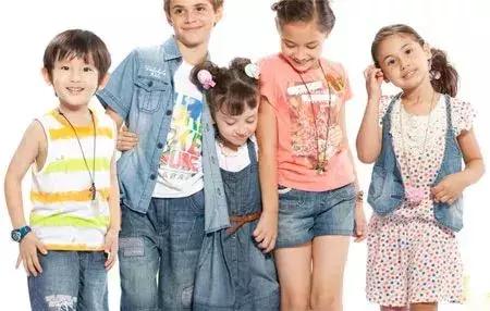 zara和gap童装哪个好,国际十大童装潮牌