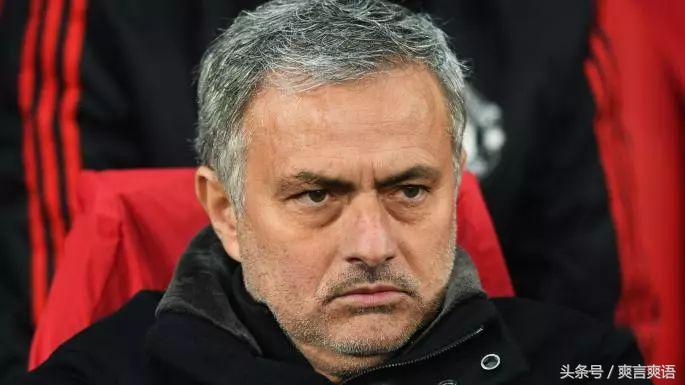 穆里尼奥惊天一跪,穆里尼奥激励演讲