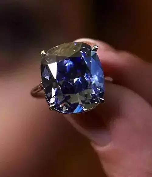 甘比刘銮雄香港女首富,香港女首富甘比今昔照片对比