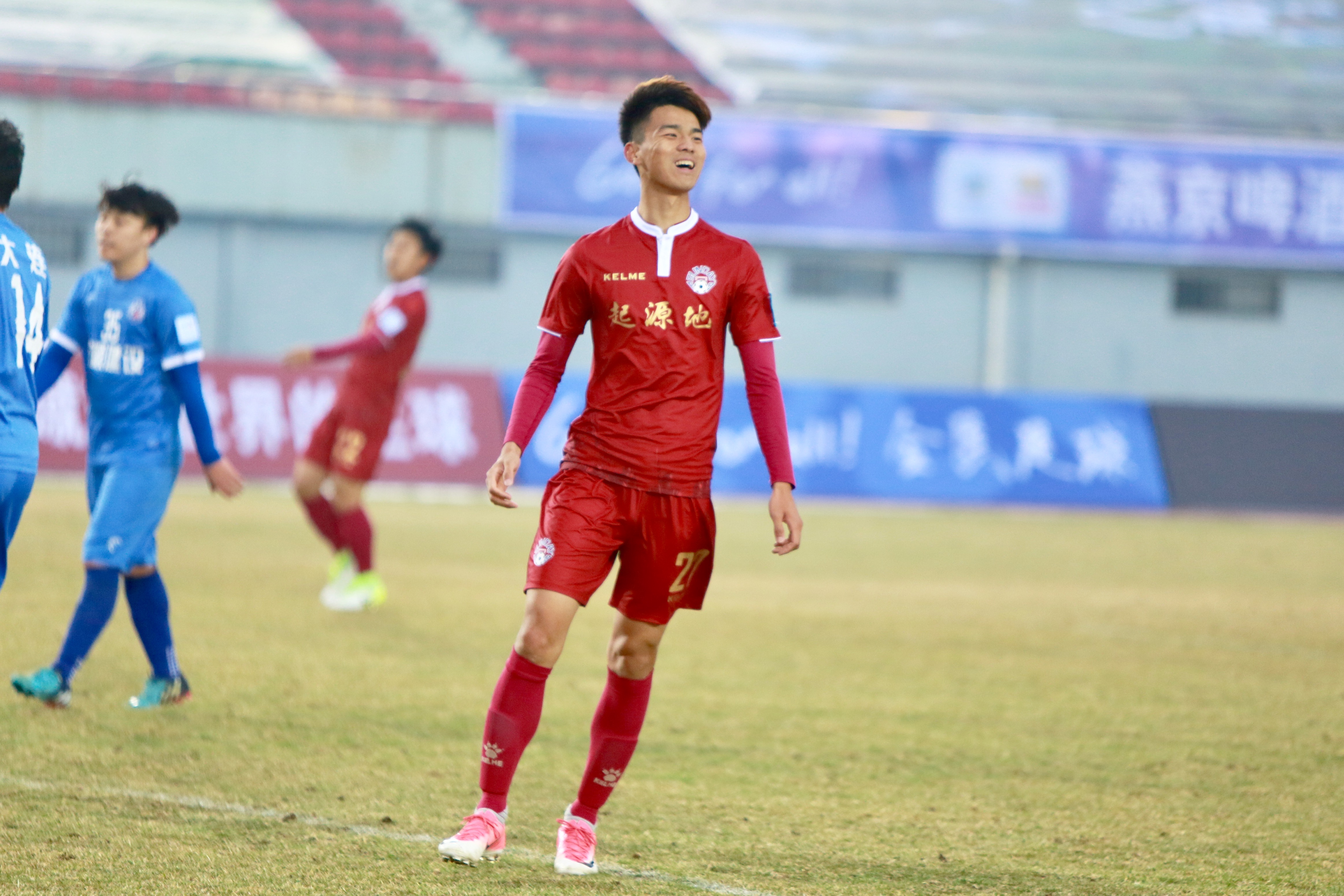 淄博星期天队比赛视频,淄博星期天足协杯战报