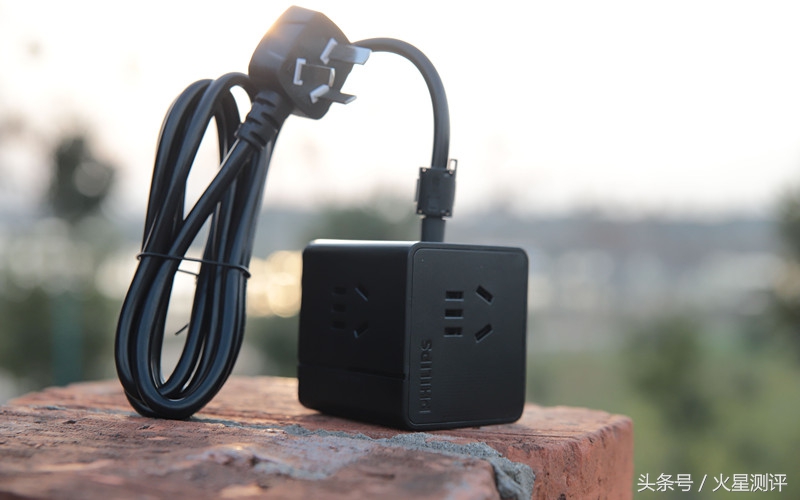 飞利浦usb多功能插座,飞利浦插座分线上线下版