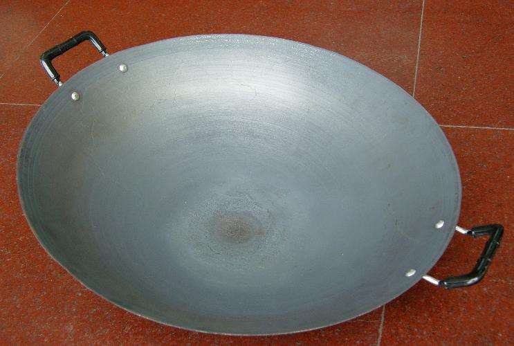 家常炒菜用熟铁锅还是生铁锅好,生铁锅和熟铁锅哪个适合家里用