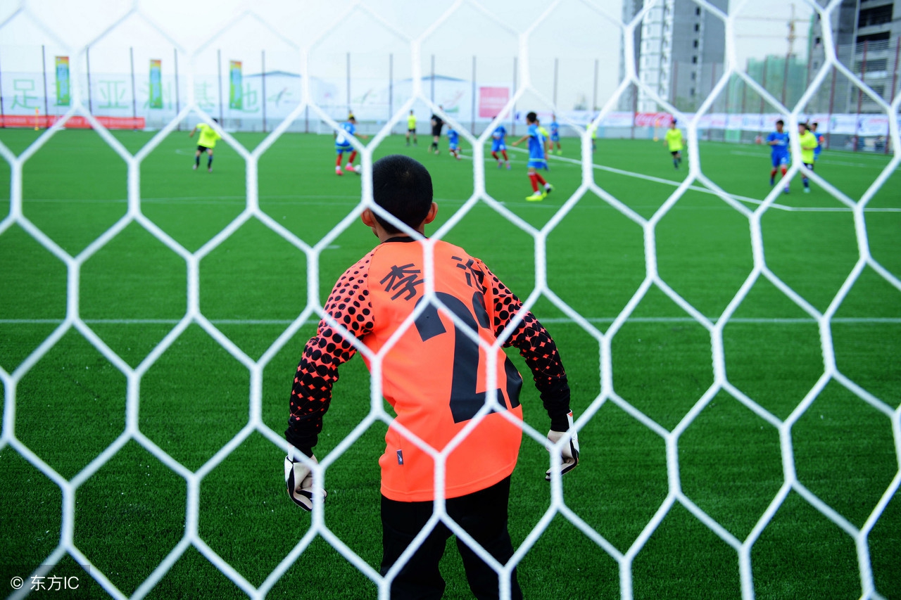 把足球纳入应试教育,将足球纳入高考