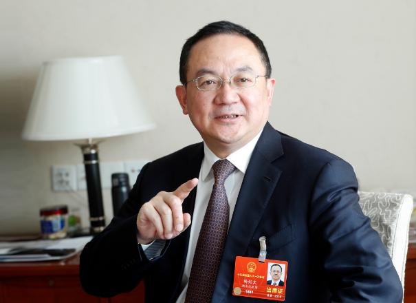 杨懿文接受央视专访,杨懿文娄底籍企业家