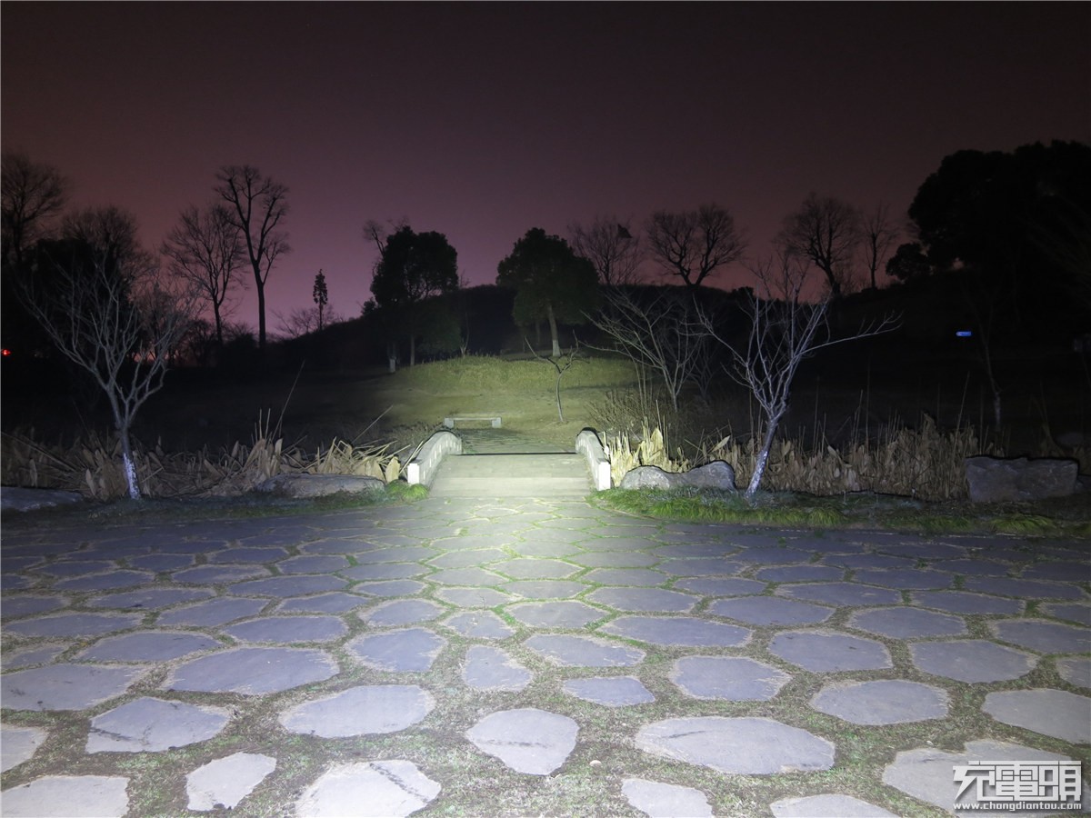 百变精灵ROFISR2手电入手体验