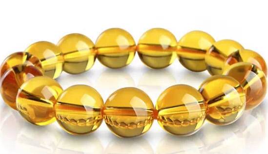 男士可以戴朱砂手串吗,男士右手戴手串的讲究