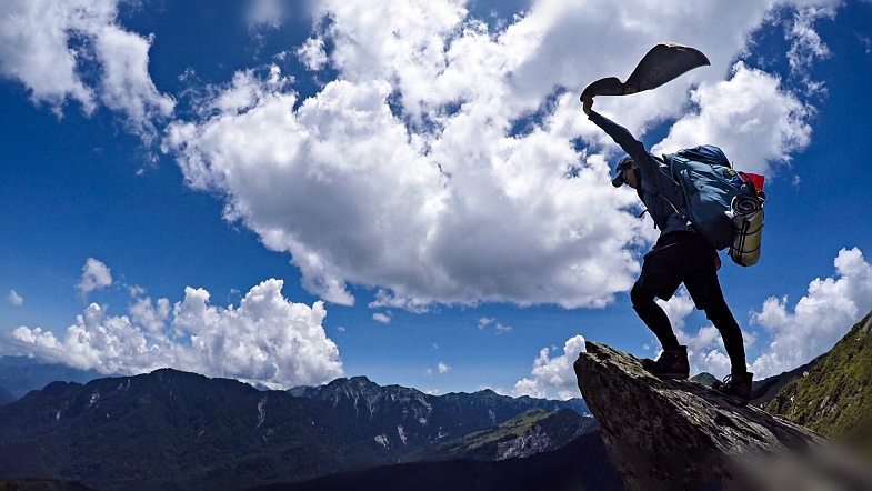 aku户外登山鞋,轻便徒步涉水鞋