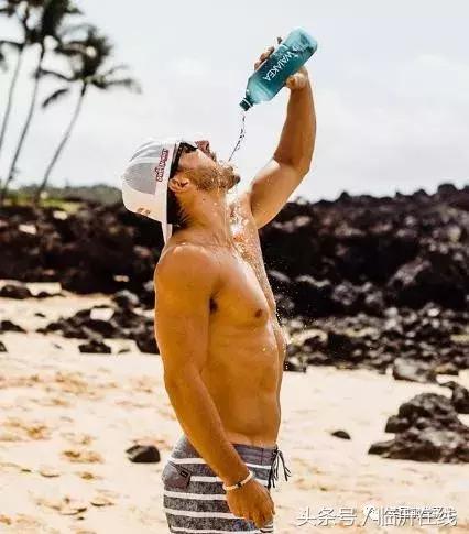 “你这么胖，配不上你的老公！”妹子给出温柔回击