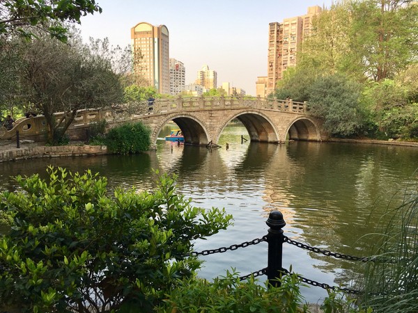 上海有哪些名人故居和景点,上海最有名的十大公园