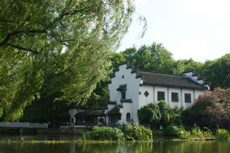 上海有哪些名人故居和景点,上海最有名的十大公园