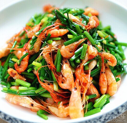 韭菜鸡蛋炒河虾家常菜做法,韭菜炒小河虾真是绝配鲜甜味美