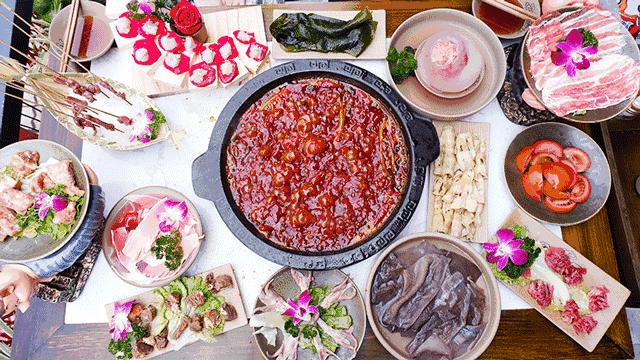 这口辣得让我怀疑人生的锅底,就算在龙泉驿也要去吃!