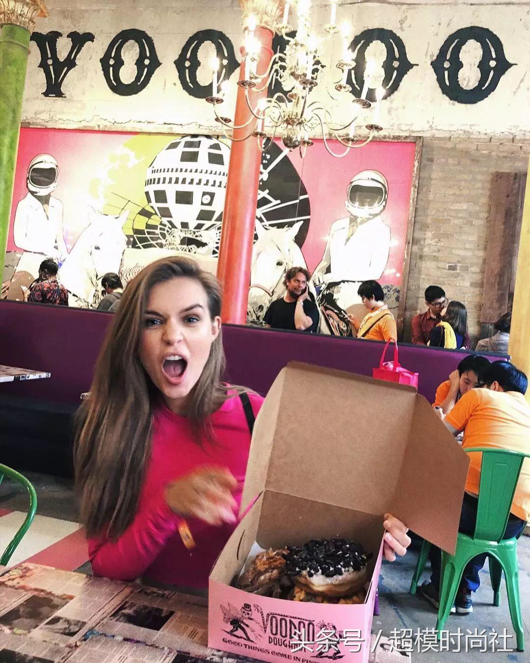 rosie妆容教学视频,rosie粉色妆容