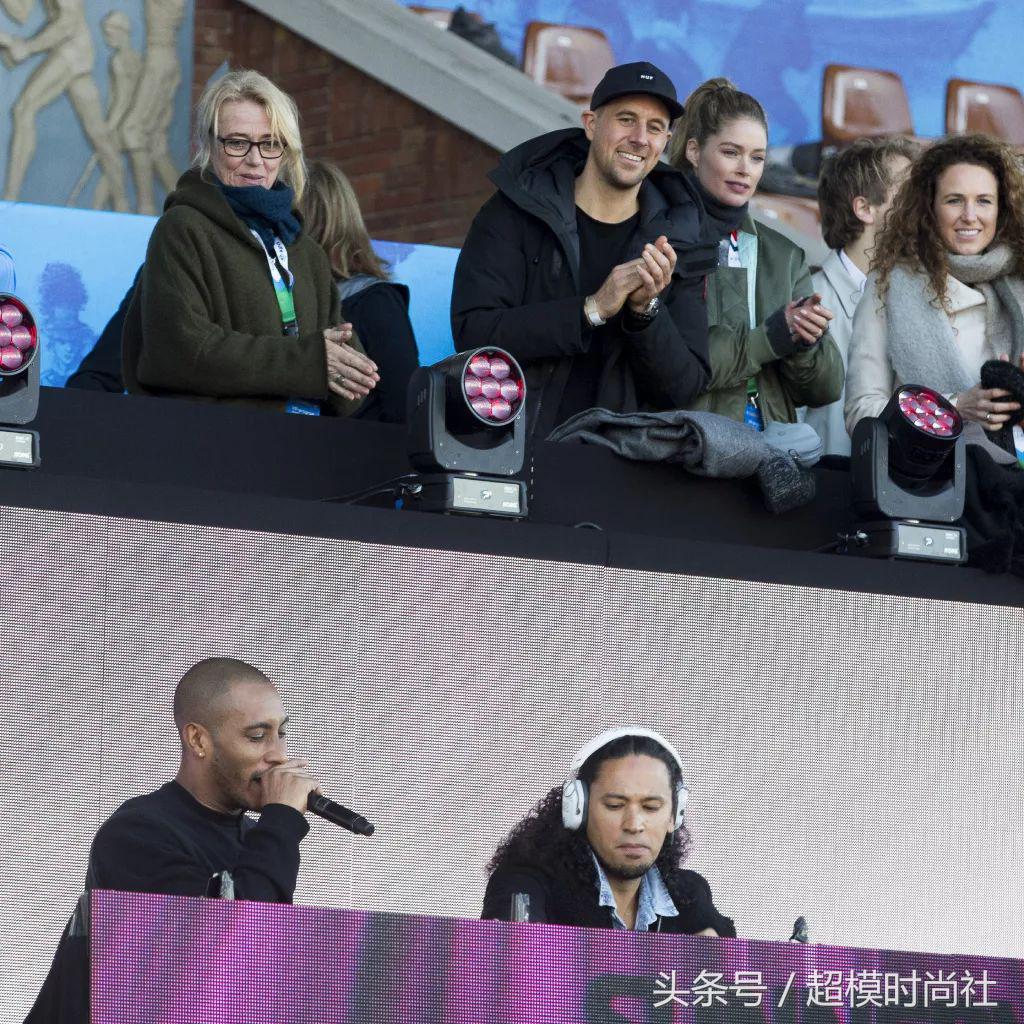 rosie妆容教学视频,rosie粉色妆容