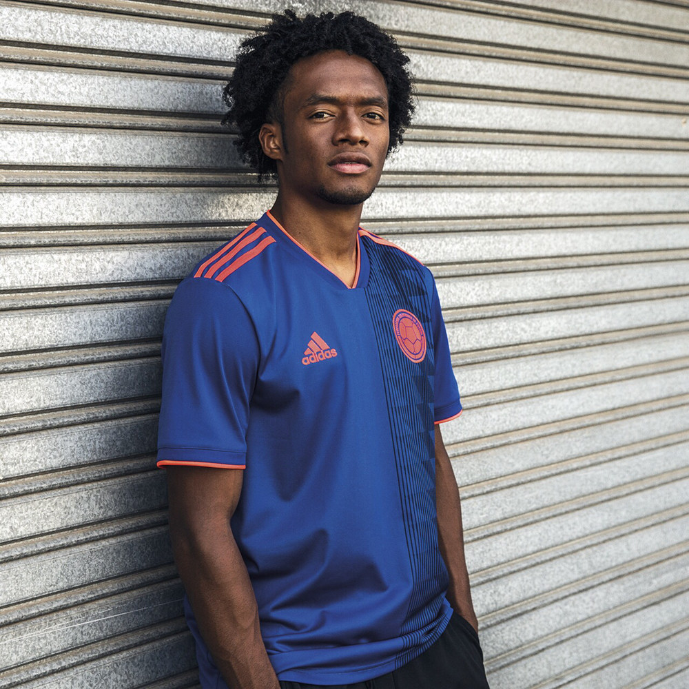 复古范儿+潮流范儿！这样的阿迪达斯世界杯球衣你还不满意？